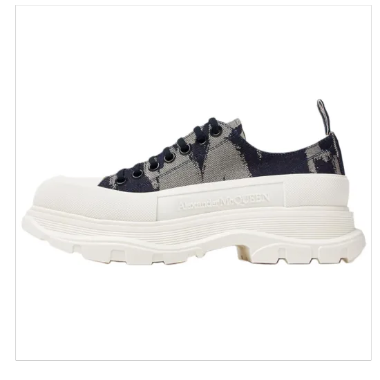 Alexander McQueen Tread Slick Low Top Casual Shoes 4.5cm Men's Indigo