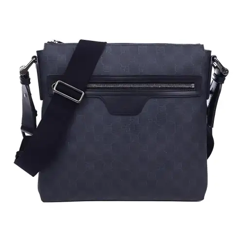 GUCCI GG Supreme Crossbody Bags