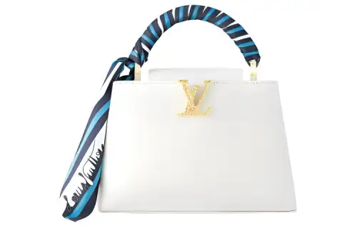 LOUIS VUITTON Capucines Bb