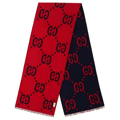 GUCCI Gg Jacquard Scarf