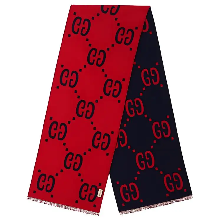 GUCCI Gg Jacquard Scarf