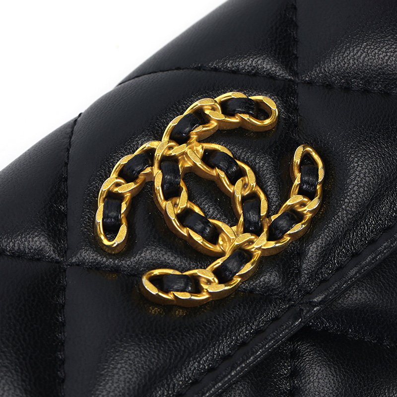 Женская сумка Chanel 19Bag Logo (черная) — фото 5