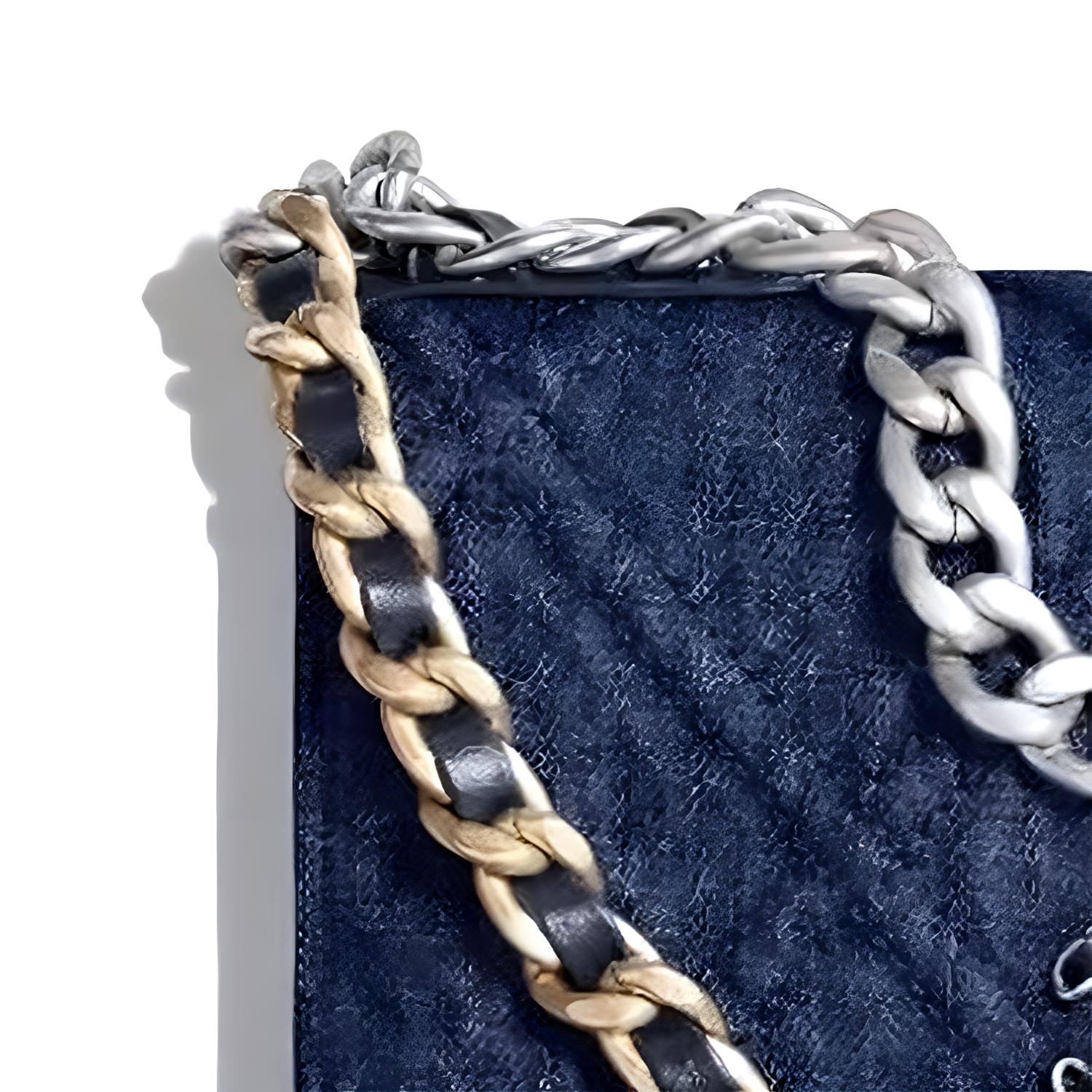 Женская сумка Chanel 19 Bag WOC (темно-синяя) — фото 4