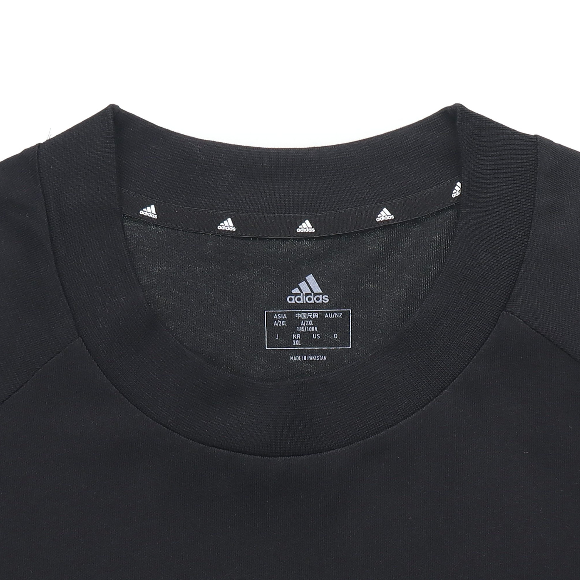 Мужская футболка adidas GU4291 (черная) — фото 5
