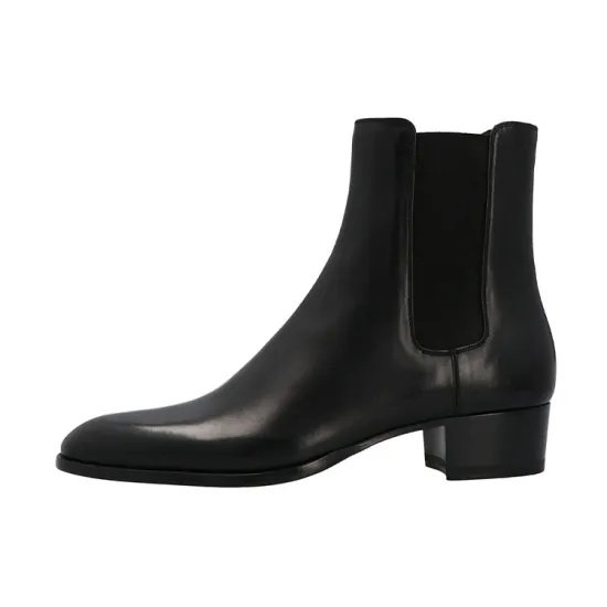 SAINT LAURENT Wyatt Chelsea Boots