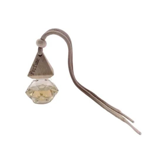 Creative pendant, perfume, decorations, oil with a light fragrance, universal aromatherapy for auto, long lasting light fragrance