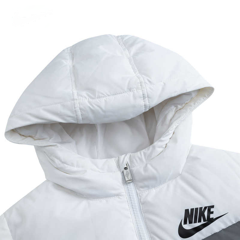 Детская куртка Nike Logo (белая) — фото 3