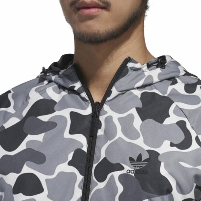 Мужские куртка adidas Originals Graphics Reversible JKT (черный) — фото 3