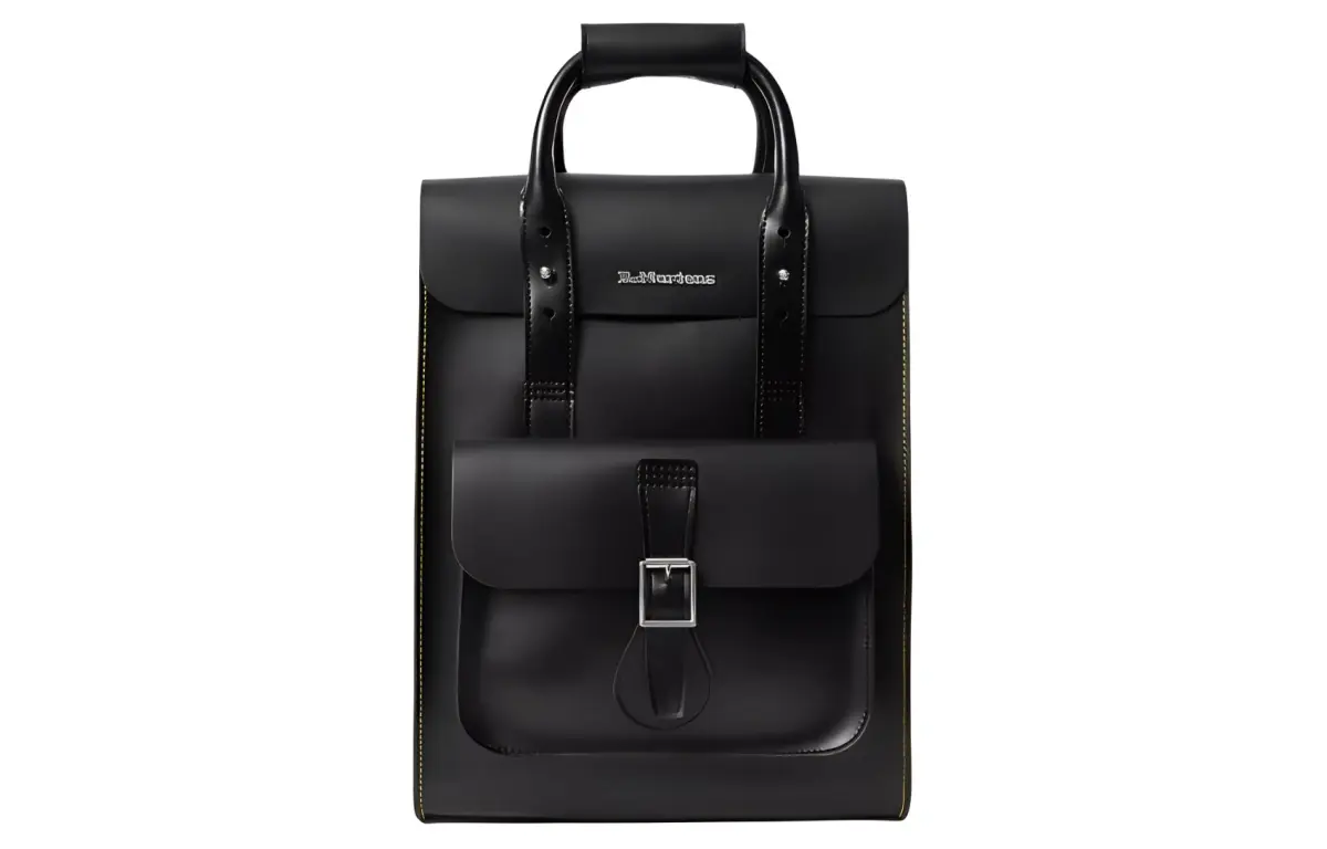 Dr.Martens Adjustable Strap Leather Backpack Regular Unisex Black