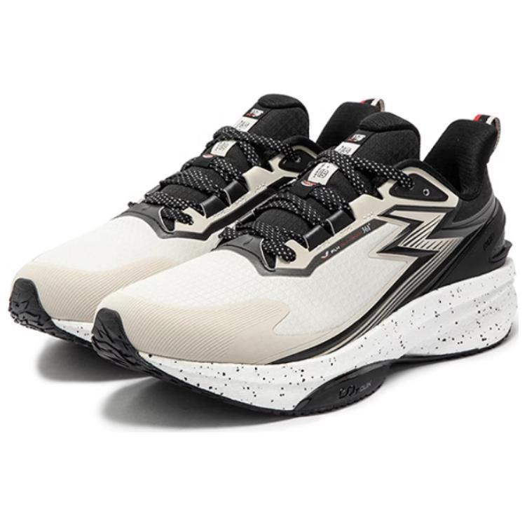 361° Rain Screen 8.0 Low top Running Shoes Men’s Beige Black