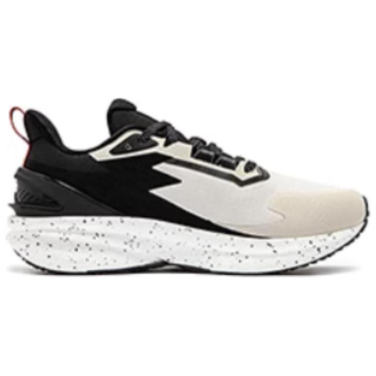 361° Rain Screen 8.0 Low top Running Shoes Men’s Beige Black