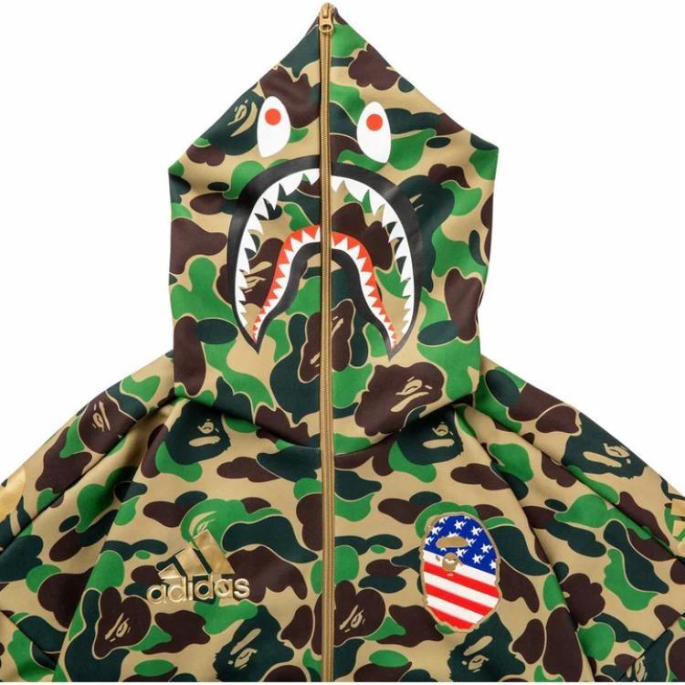 Мужская куртка adidas x BAPE SB Shark Hoodie (/ зеленый камуфляж) — фото 3