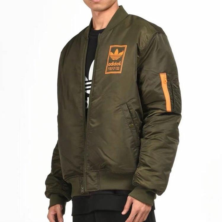 Мужская куртка adidas originals Graphics Bomber (зеленая) — фото 7