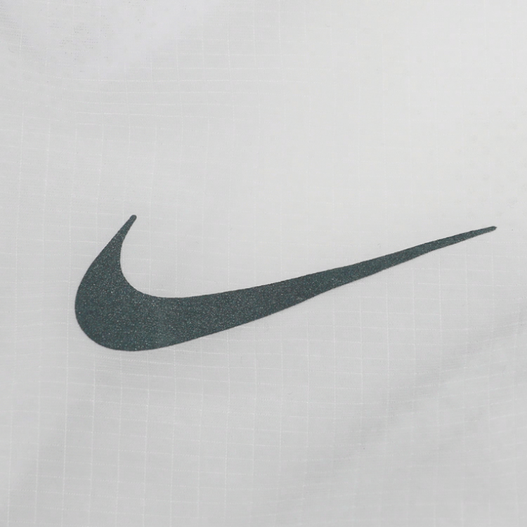 Мужская куртка Nike Run Division Flash (белая) — фото 6