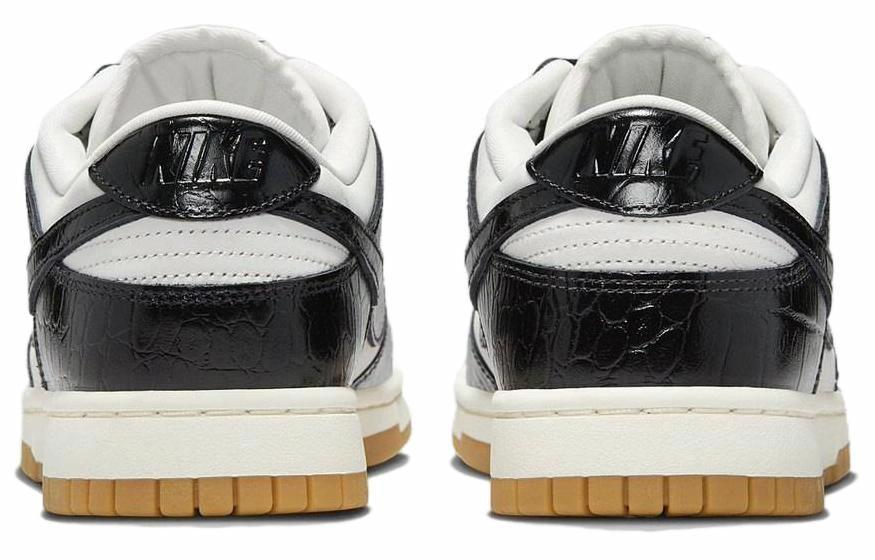 Nike Dunk LX