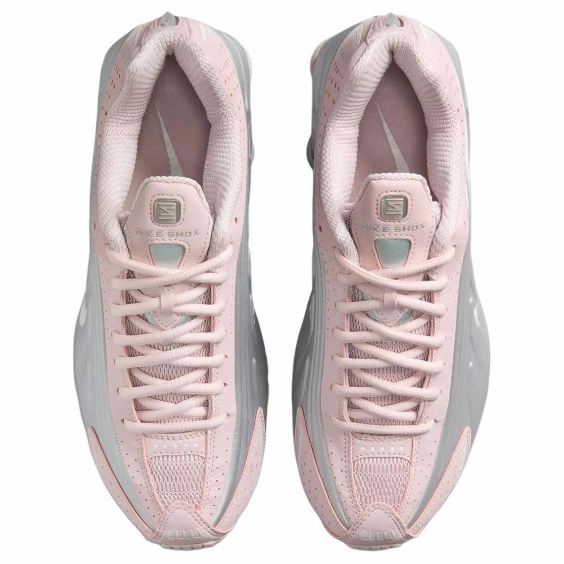 Nike Shox R4 “Barely Rose”