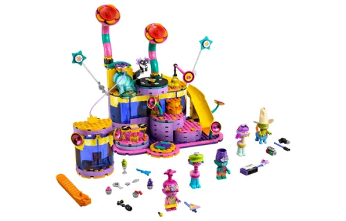 LEGO LEGO World Tour Vibe City Concert Plastic Building Blocks 494pcs 41258
