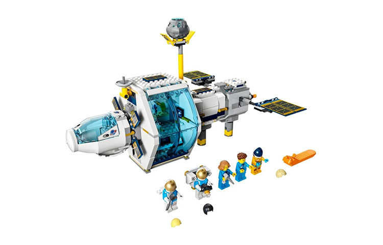 Конструктор LEGO City Лунная космическая станция