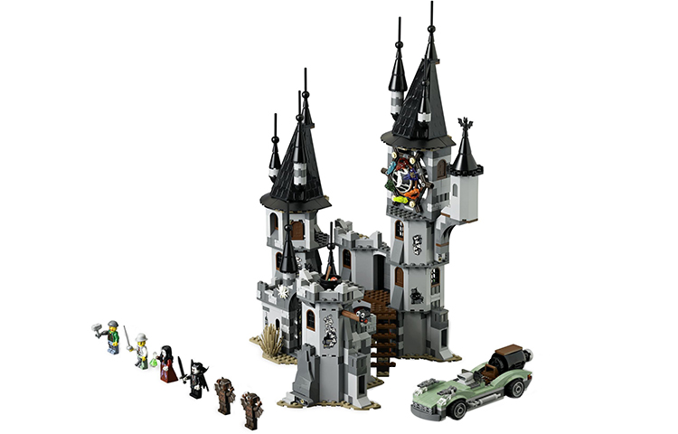LEGO LEGO Monster Warrior Series Vampire Castle Plastic Building Blocks 949pcs 9468