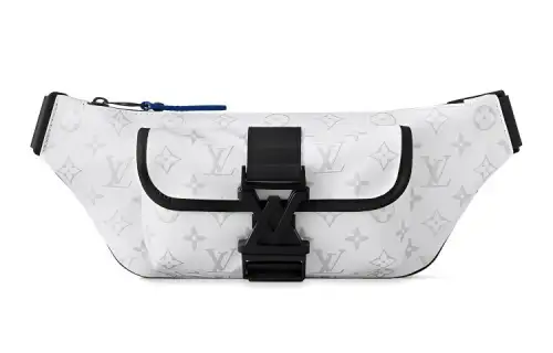 LOUIS VUITTON Slope Bumbag