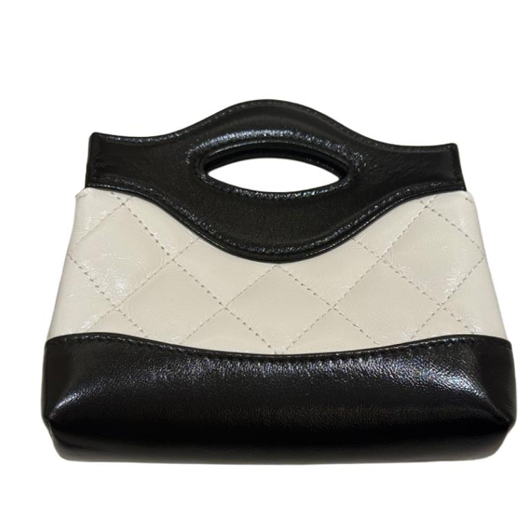 Женская сумка Chanel Flap Bag (черно-белая) — фото 2