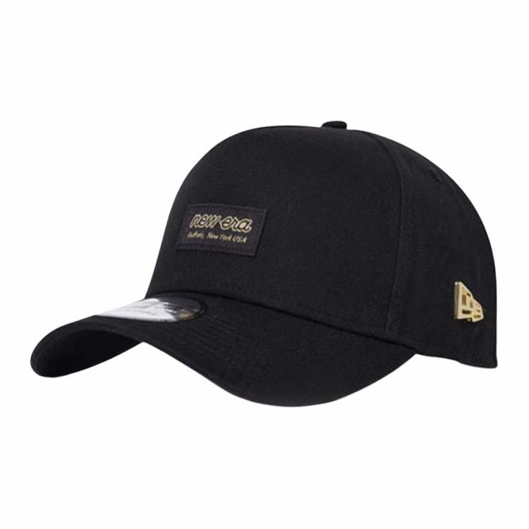 Кепка New Era (черно-золотая)