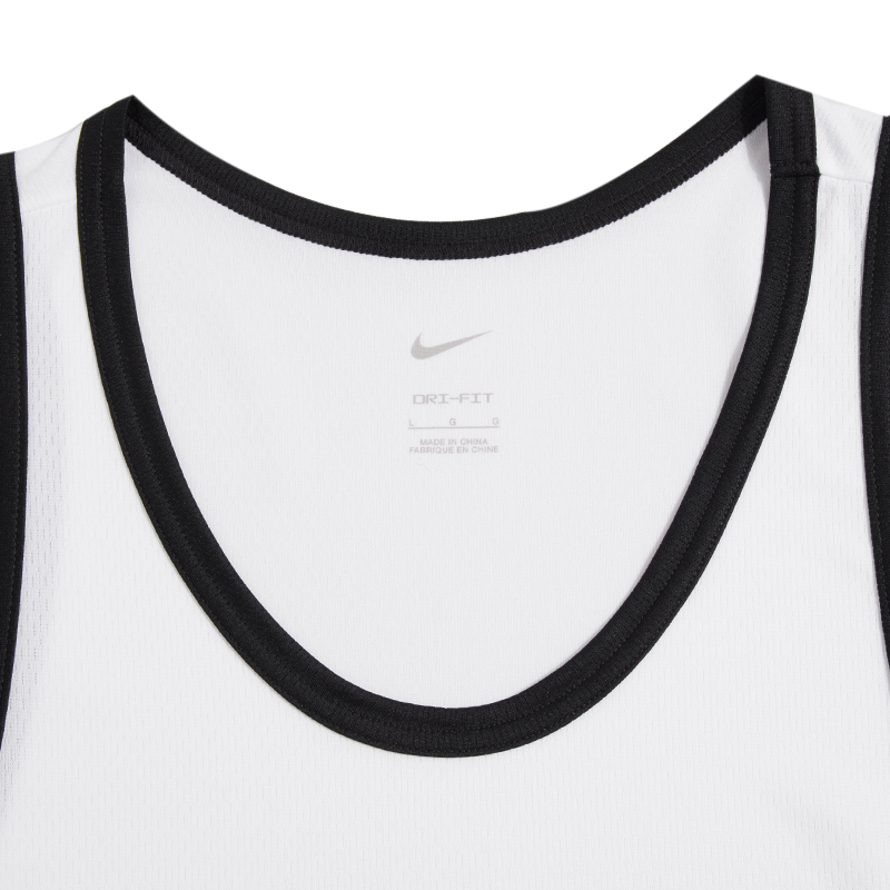 Nike Casual Sportswear Men’s White+Black Crew Neck Moderate