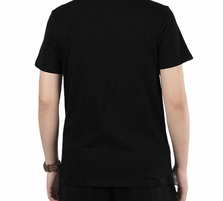 Мужская футболка PUMA Classics Logo Tee (черная) — фото 5