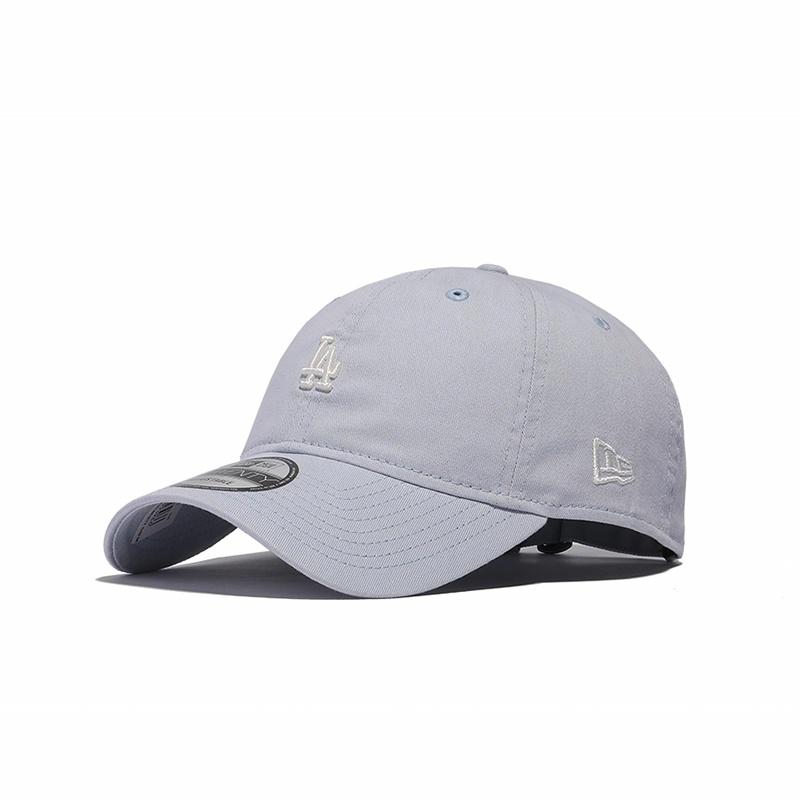 Кепка New Era (светло-голубая)