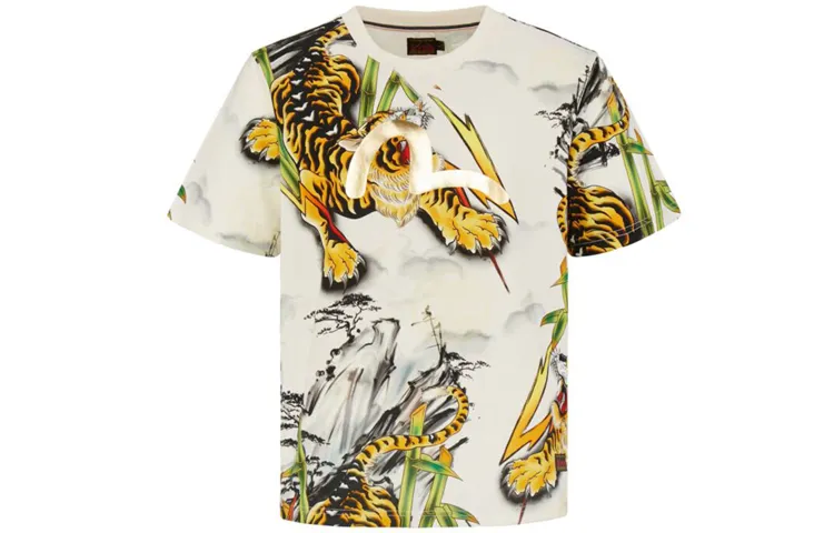 EVISU T Shirts Men's Crew Neck Moderate Straight Fit