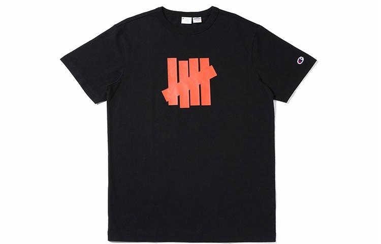 Футболка UNDEFEATED x Champion (белая)
