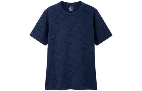 UNIQLO X UNIQLO All Over Holiday Print Tee US Sizing