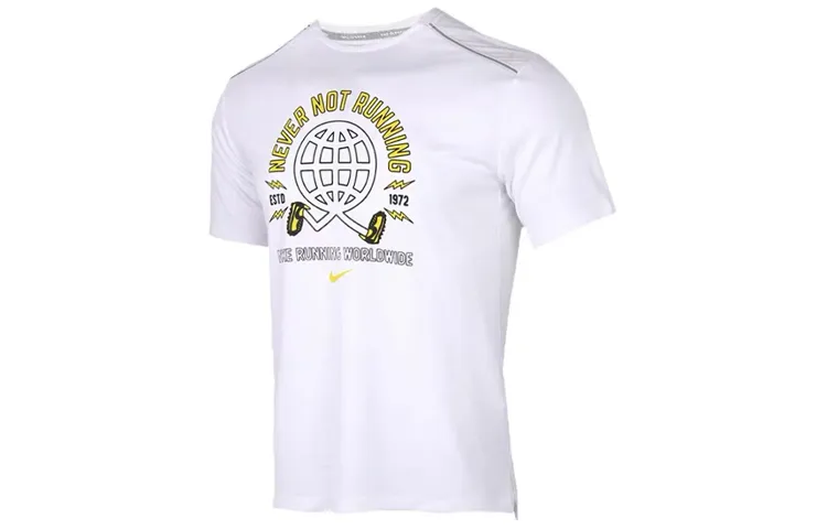 Nike MILER T-Shirts Men's Black Crew Neck Moderate Straight Fit