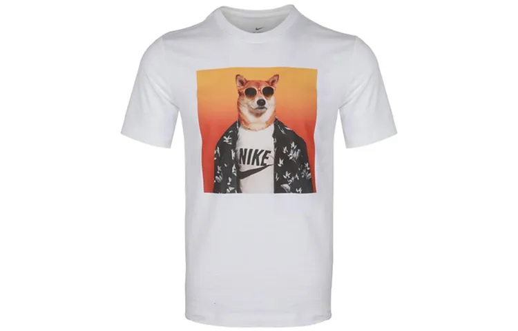 Nike T-Shirts Men's White Crew Neck Moderate Straight Fit