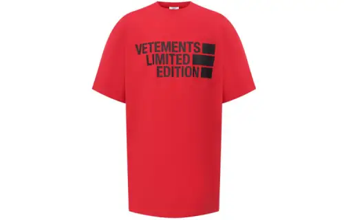 Vetements logo-print T-shirt