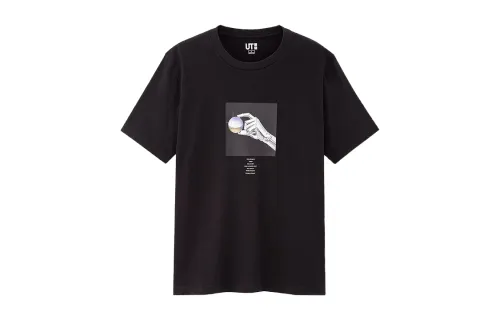UNIQLO Print Straight Fit T Shirt Unisex Black
