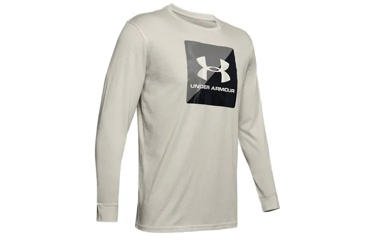 Under Armour Sweatshirts Men's White Crew Neck Moderate Regular