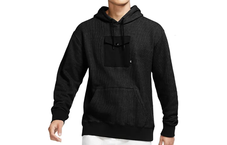 Nike Sweatshirts Men's Black Hooded Moderate Other