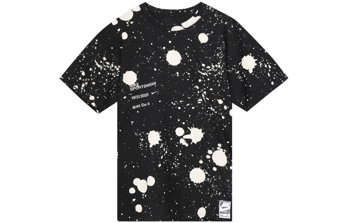 Nike T-Shirts Men's Black Crew Neck Moderate Straight Fit
