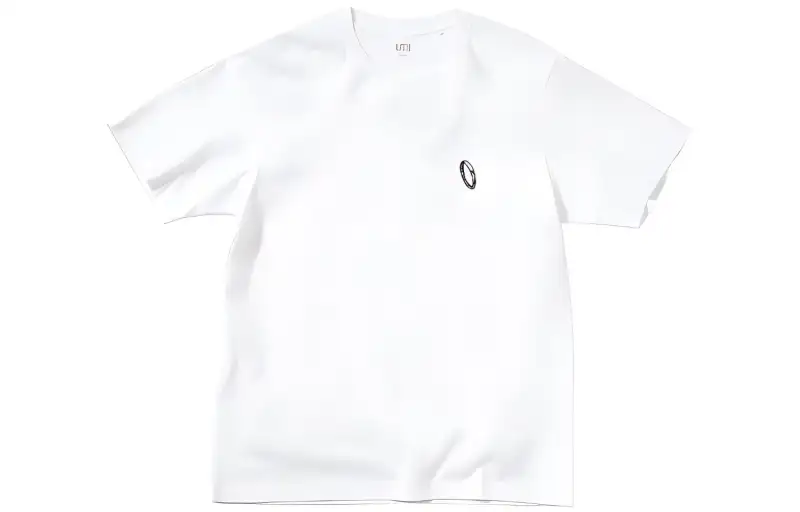 UNIQLO X T Shirts Unisex White Crew Neck Moderate Straight Fit