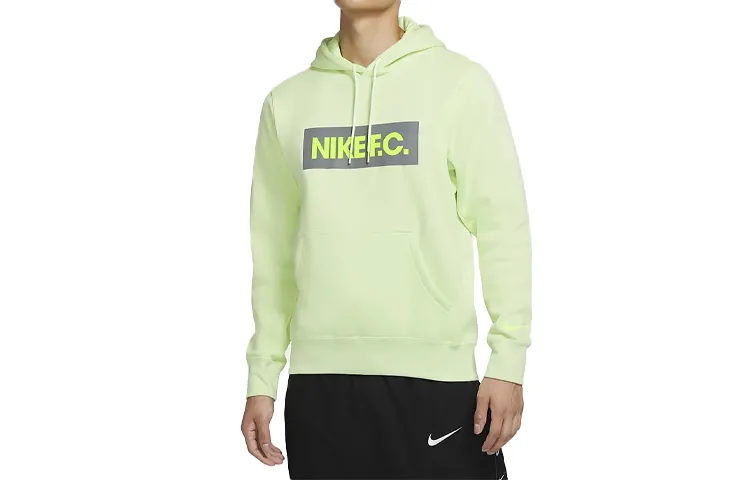 Nike Sweatshirts Men's Green Hooded Moderate Straight Fit