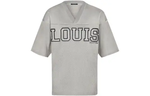LOUIS VUITTON New Quarterly Products Of LV T Shirts Men's Gray V Neck Moderate Straight Fit