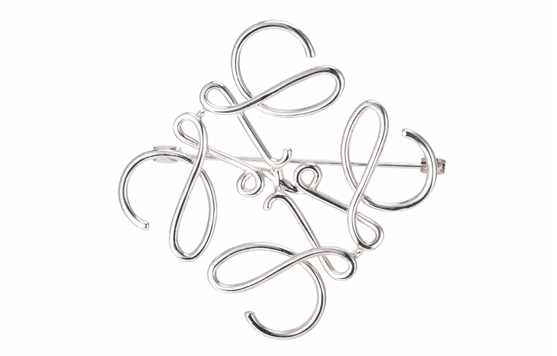 Брошь LOEWE LOEWE Anagram (серебристая)