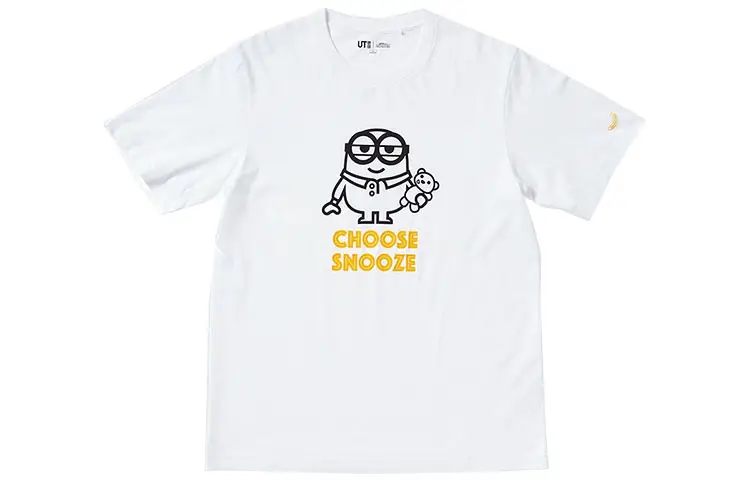 UNIQLO T Shirts Unisex White Crew Neck Moderate Straight Fit