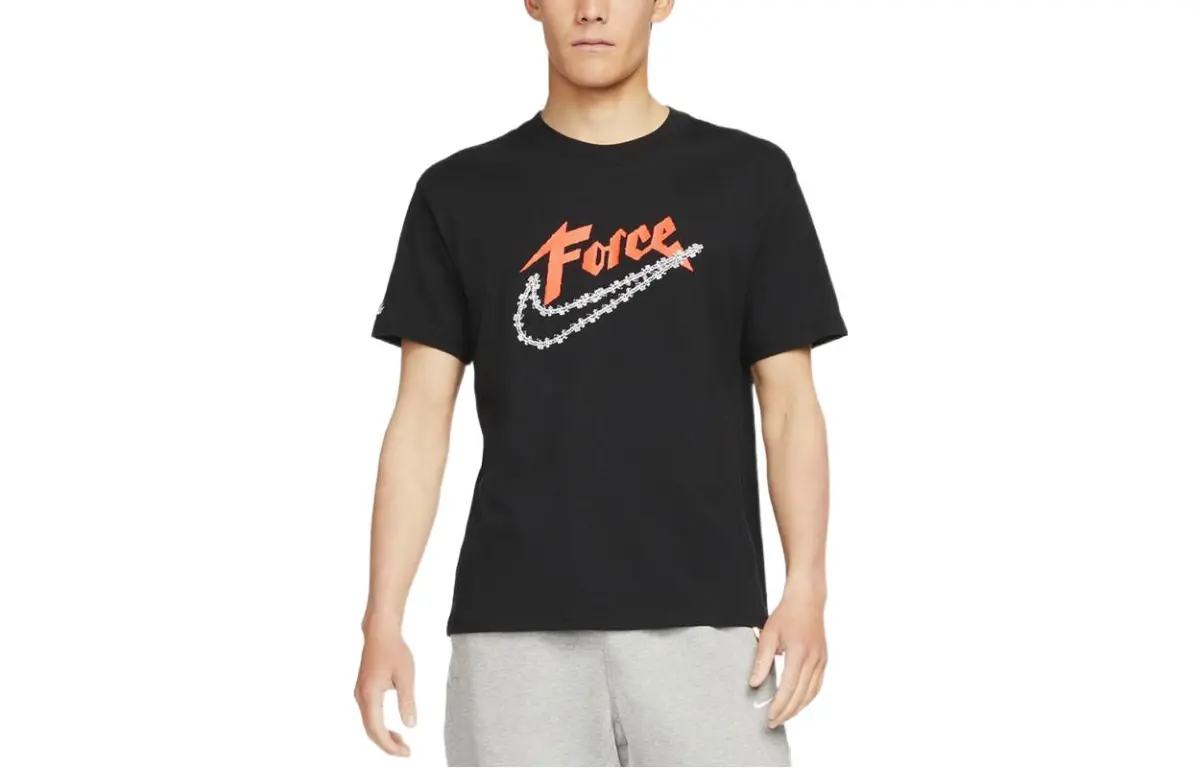 Nike T-Shirts Men's Black Crew Neck Moderate Straight Fit