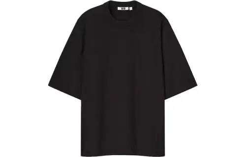 UNIQLO T Shirts Men's Black Crew Neck Moderate Straight Fit