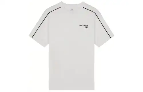 New Balance T Shirts Men's White Crew Neck Moderate Straight Fit