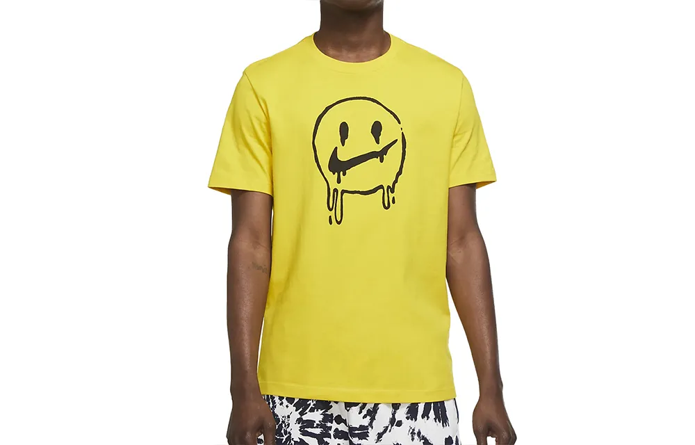 Nike T-Shirts Men's Yellow Crew Neck Moderate Straight Fit