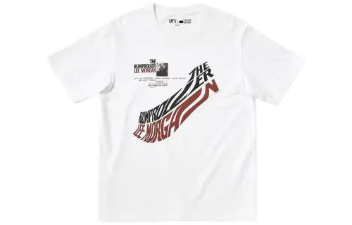 UNIQLO T Shirts Unisex White Crew Neck Moderate Straight Fit