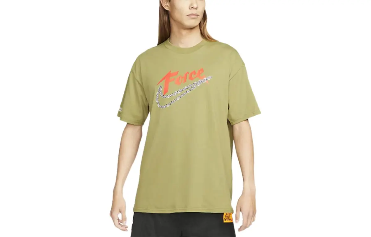 Nike T-Shirts Men's Green Crew Neck Moderate Straight Fit